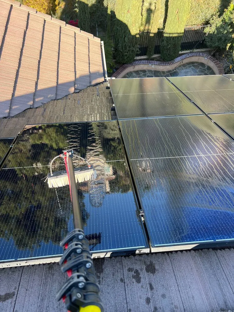 Solar Panel Cleaning Service